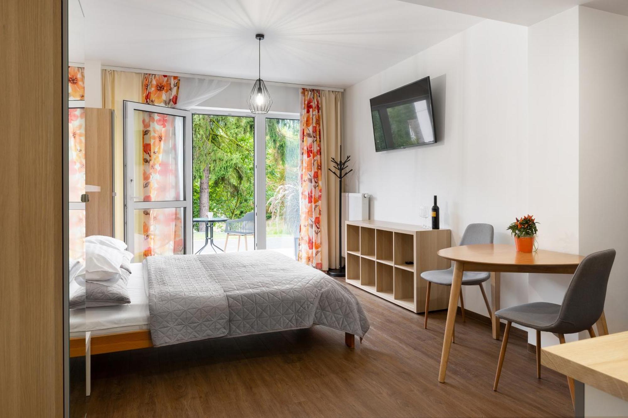 Apartamenty Wczasowa - Komfort Z Narciarnia Kudowa-Zdrój Pokoj fotografie